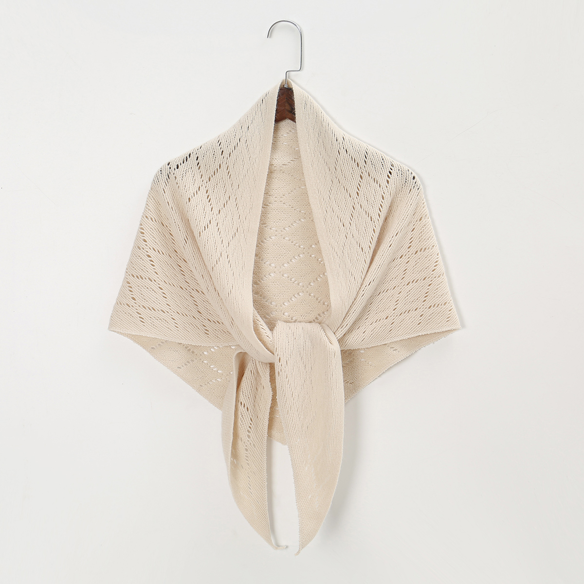 Triangle Shape Striped hollow  - đánh giá và giá Shawl Wrap Winter