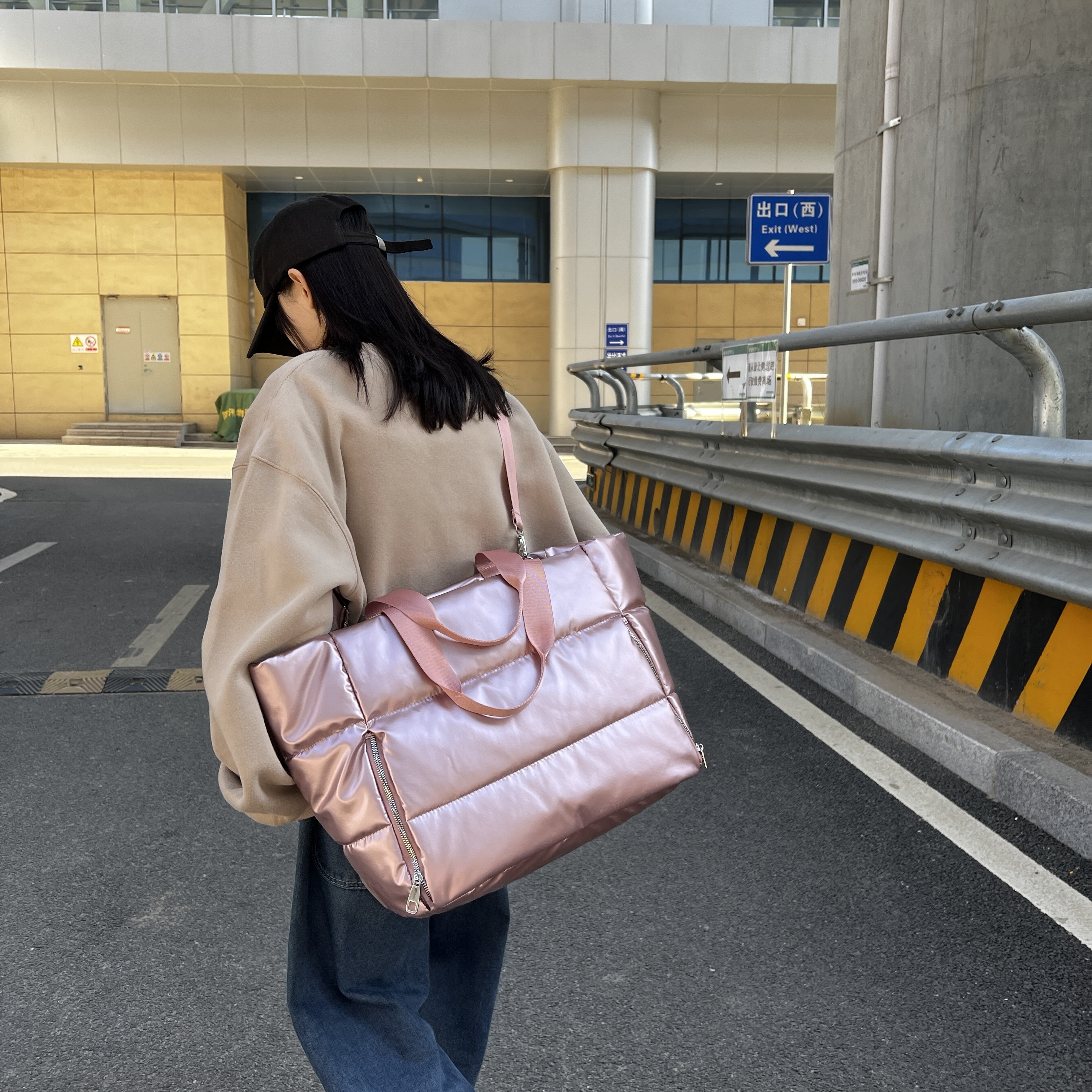 Women Y2k Silver Shoulder Bag  - đánh giá và giá Down Jacket Packable